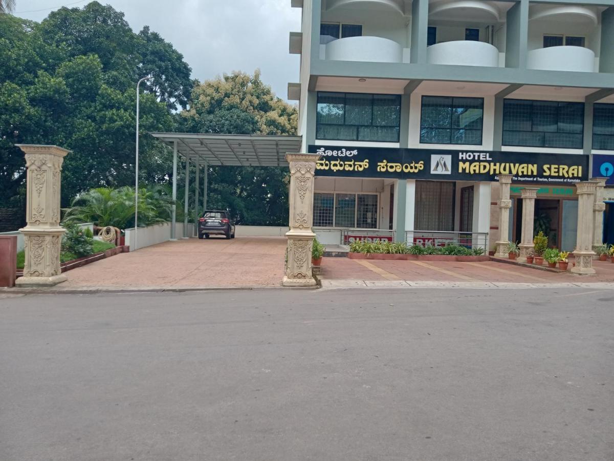 Hotel Madhuvan Serai Manipal Luaran gambar