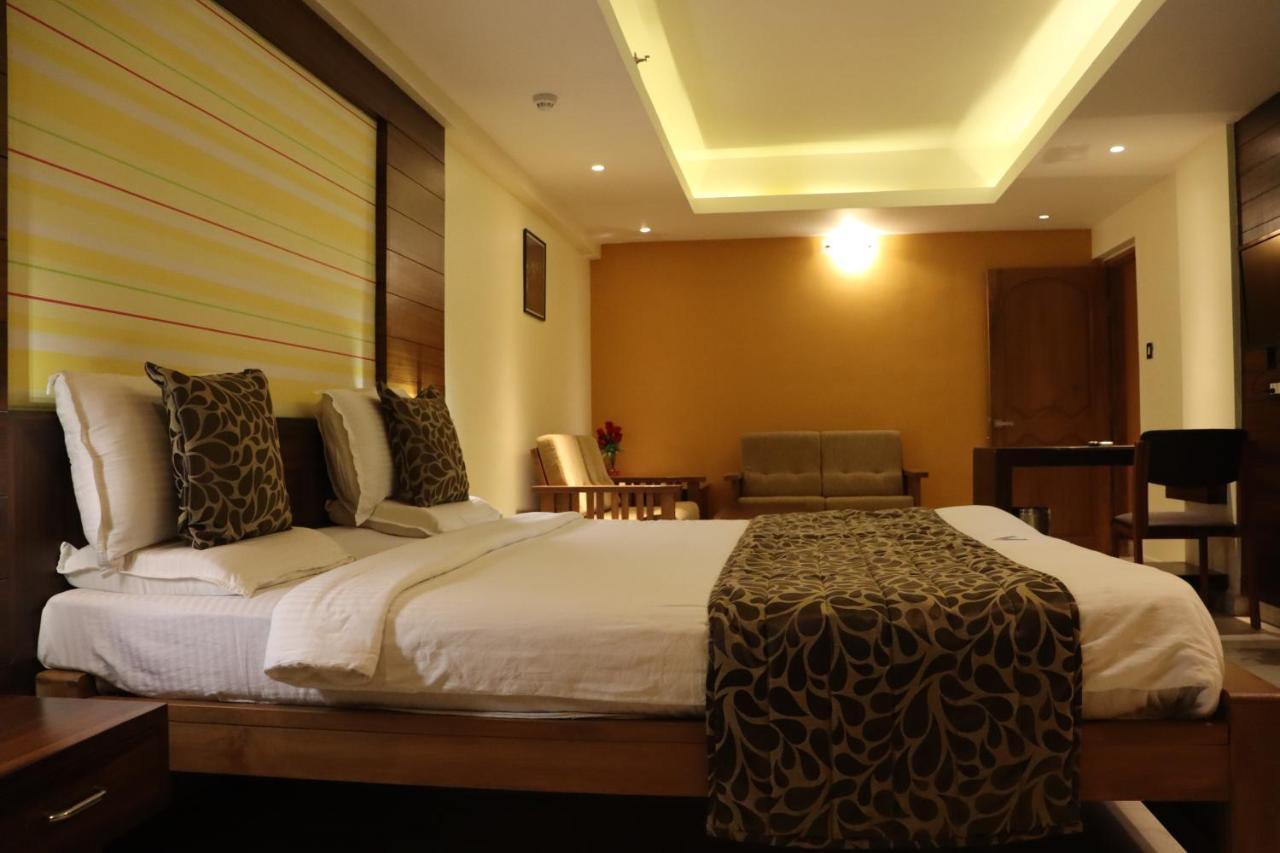 Hotel Madhuvan Serai Manipal Luaran gambar