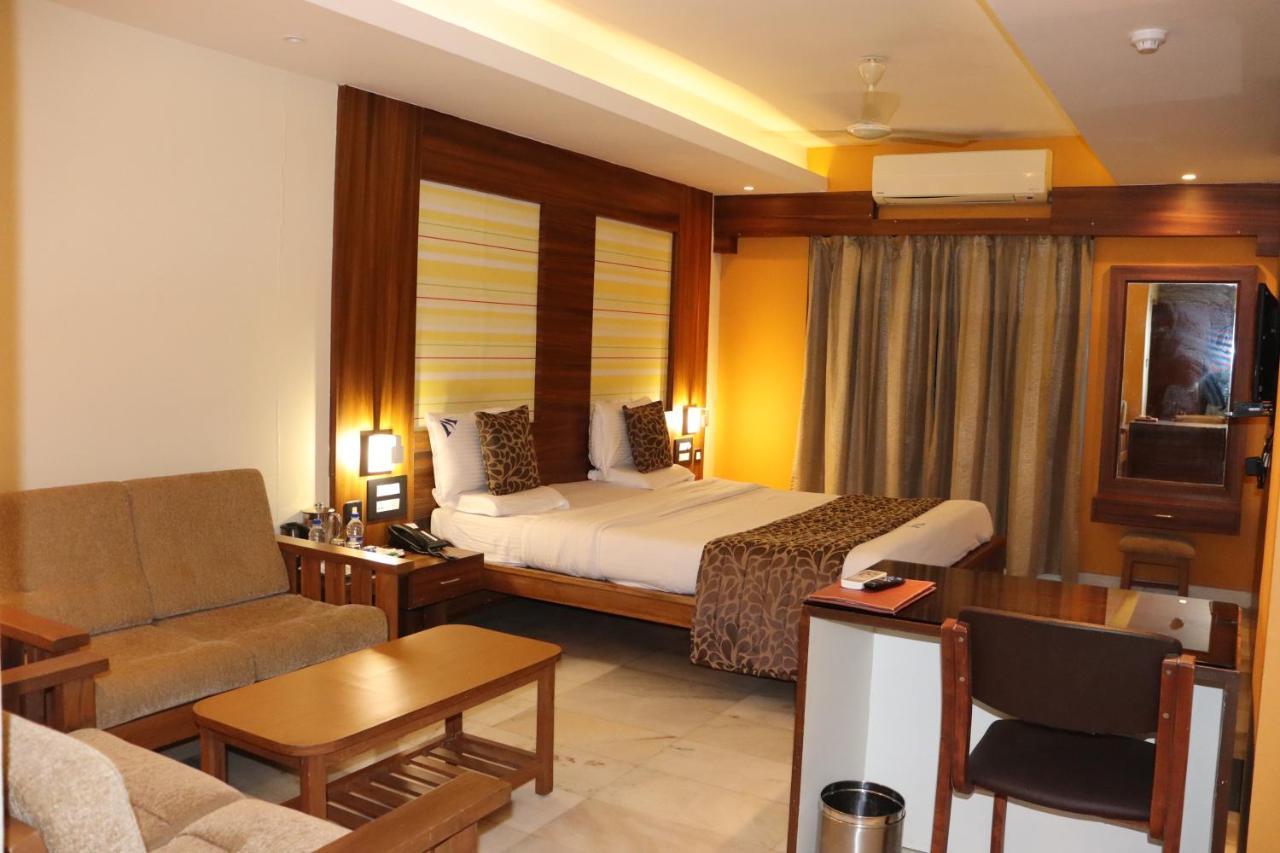 Hotel Madhuvan Serai Manipal Luaran gambar