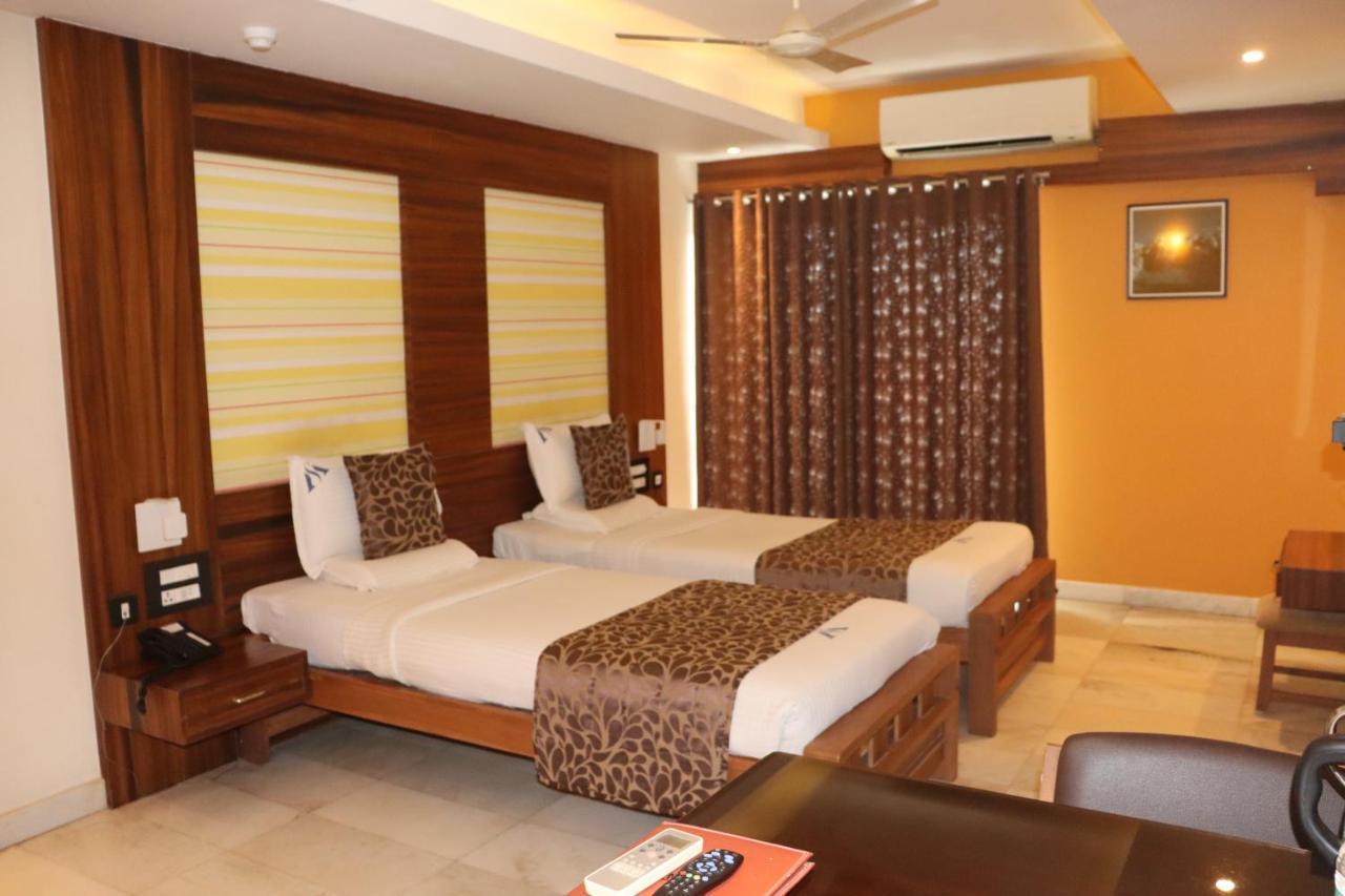 Hotel Madhuvan Serai Manipal Luaran gambar